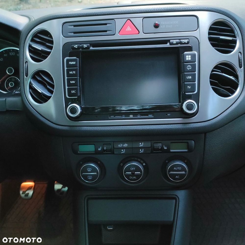 Volkswagen Tiguan - 20