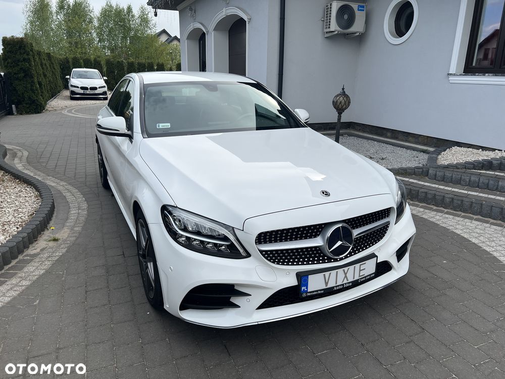 Mercedes-Benz Klasa C 180 9G-TRONIC AMG Line - 5