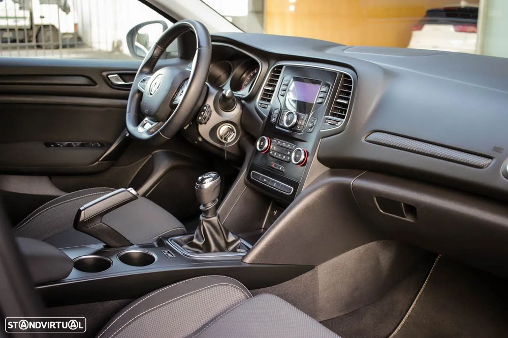 Renault Mégane Sport Tourer 1.5 dCi Zen - 6