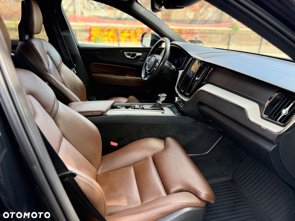 Volvo XC 60 T6 AWD Geartronic Inscription - 12