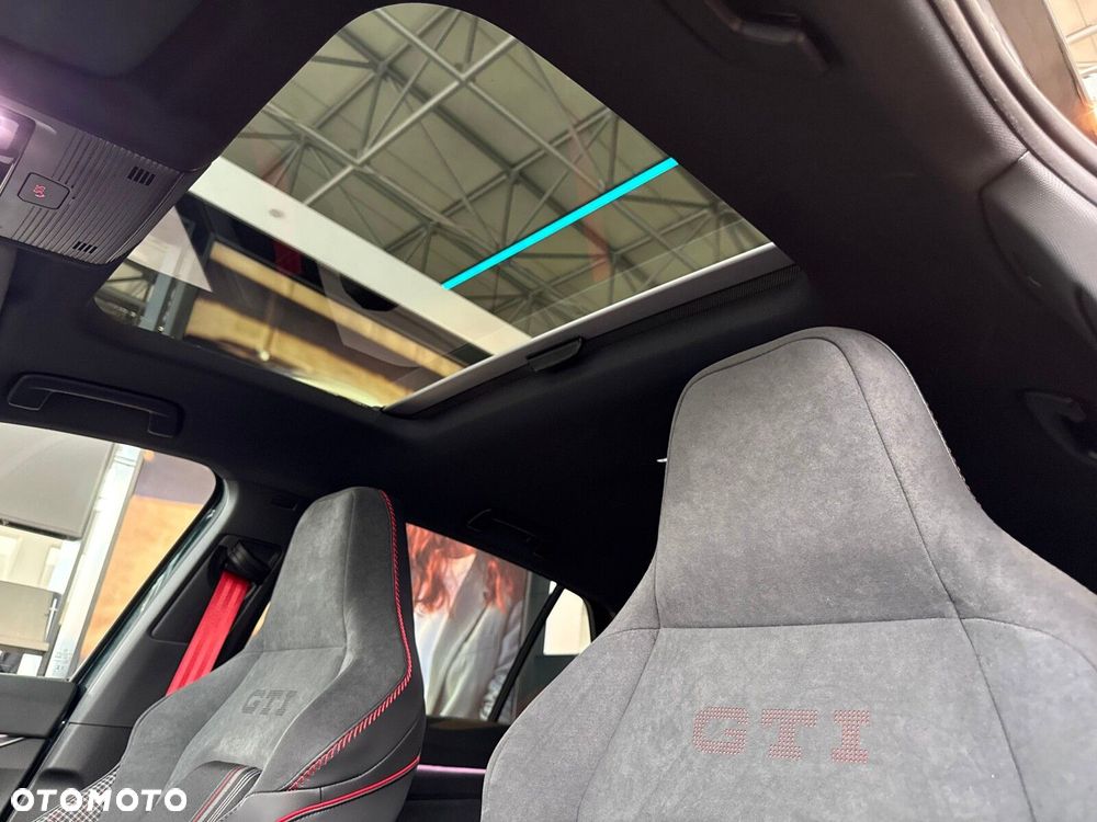 Volkswagen Golf 2.0 TSI GTI Edition 50 DSG - 21