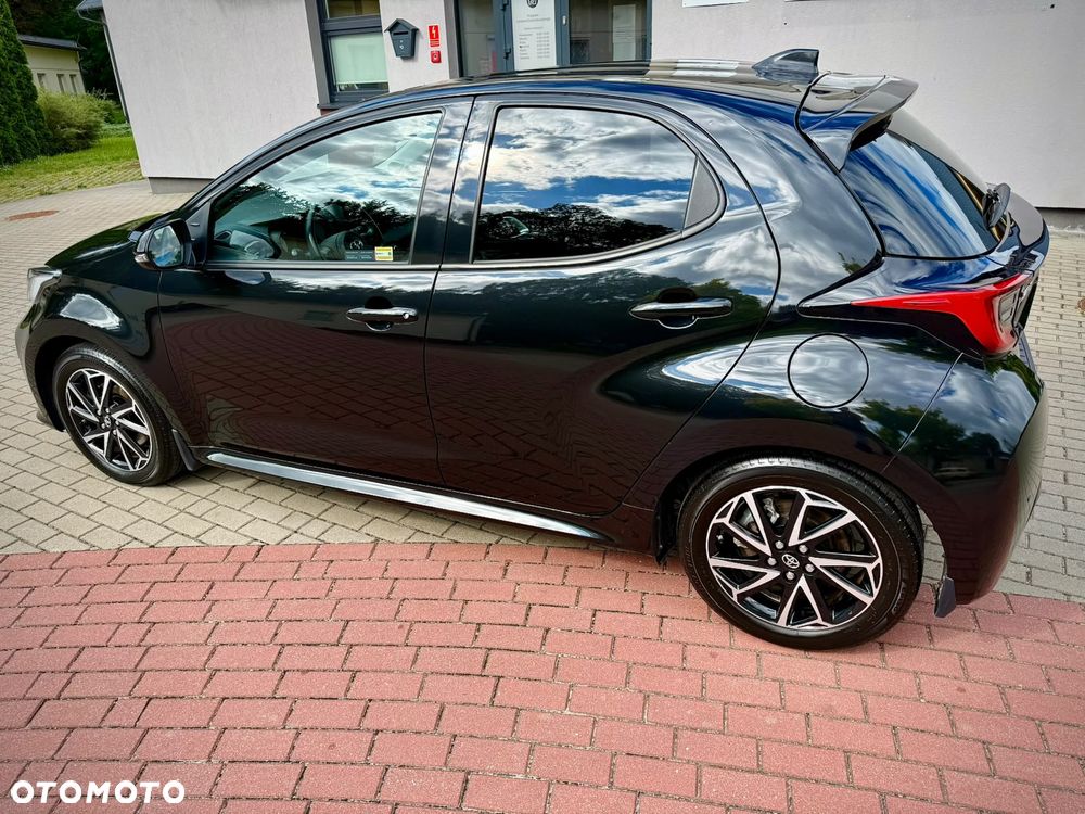 Toyota Yaris - 8
