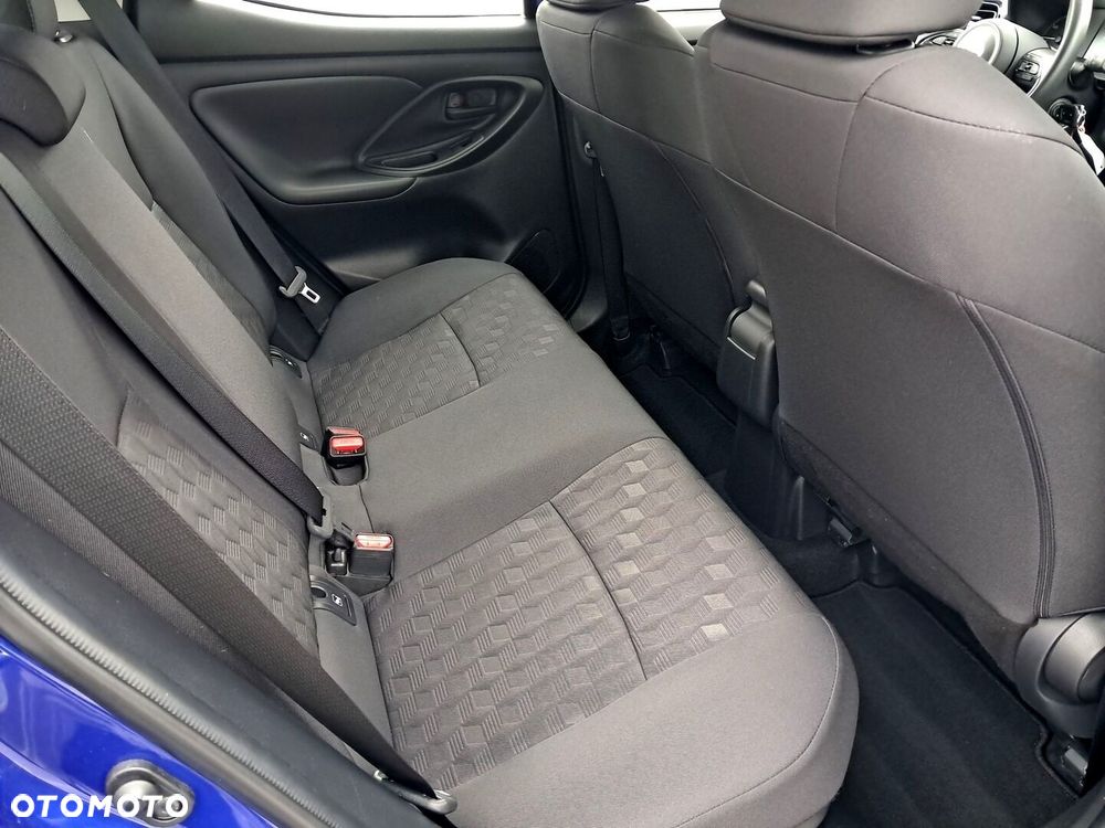 Toyota Yaris - 13