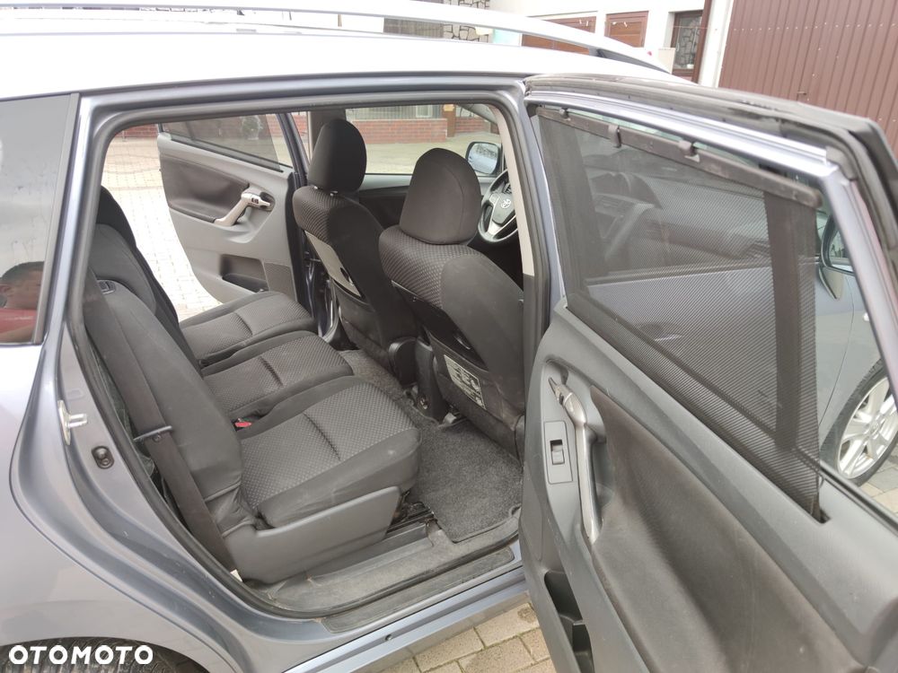 Toyota Verso 2.0 D-4D Premium 7os - 11