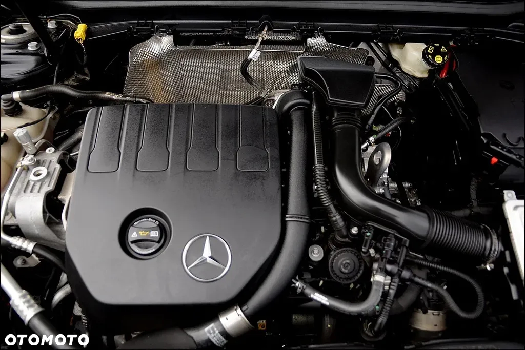 Mercedes-Benz Klasa A 180 AMG Line 7G-DCT - 40