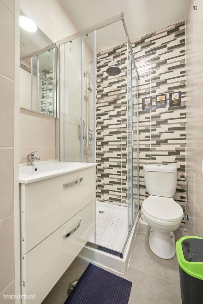 Quarto - localizado em Arroios Lisbon - Grande imagem: 3/33