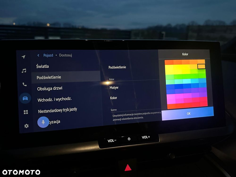 Toyota C-HR 2.0 Hybrid Dynamic Force Executive Premiere Edition - 24