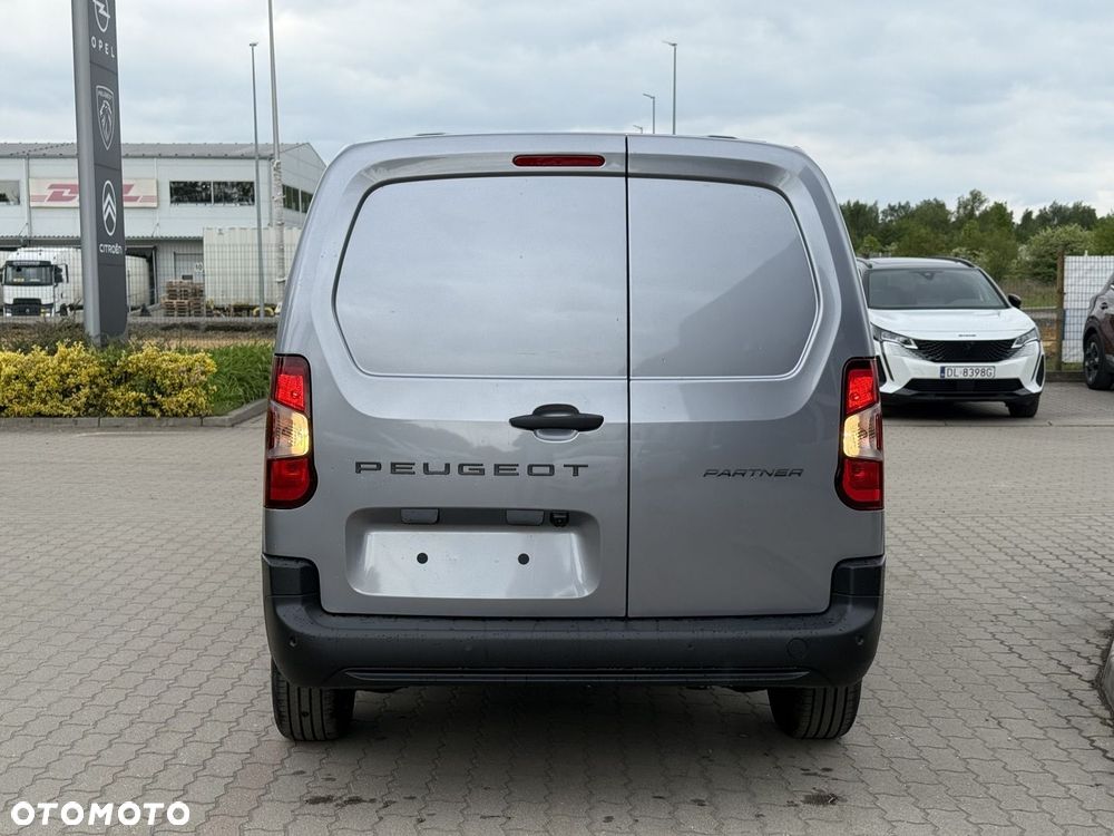 Peugeot Partner - 8