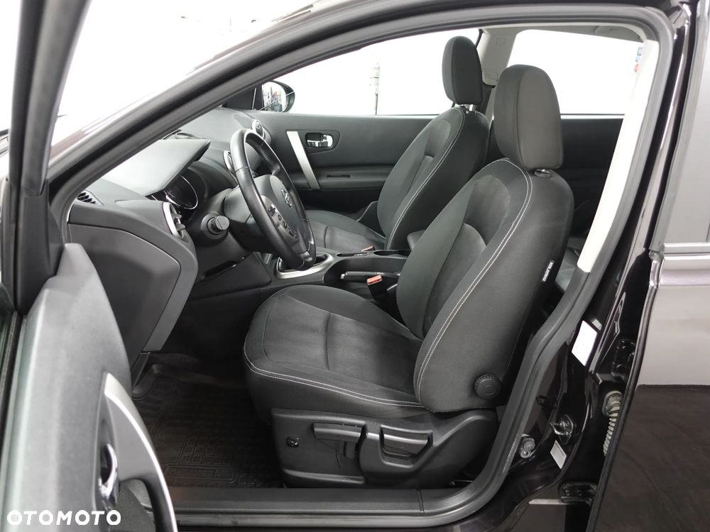 Nissan Qashqai 1.6 visia - 20