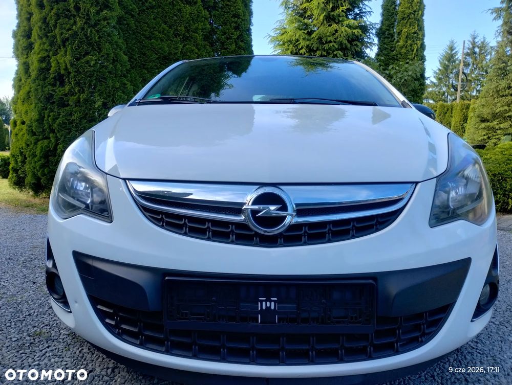 Opel Corsa 1.4 16V Color Edition - 9