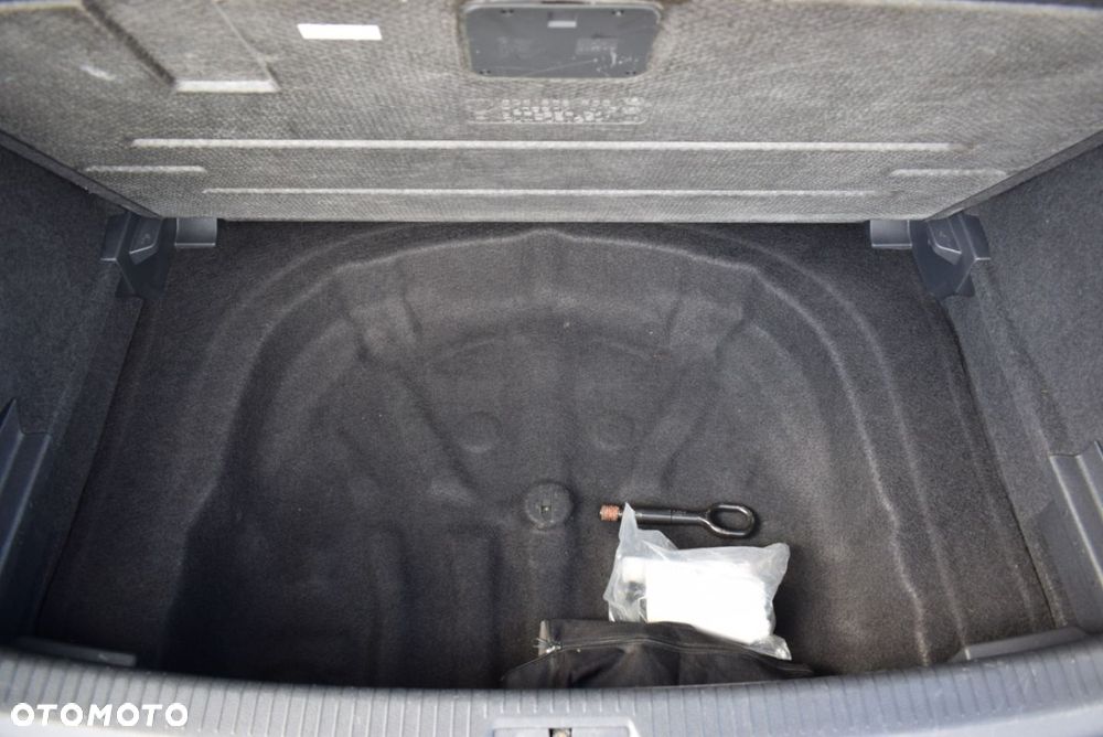 Volkswagen Golf - 15