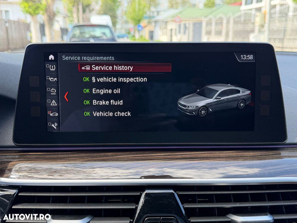 BMW Seria 5 530d xDrive AT - 13