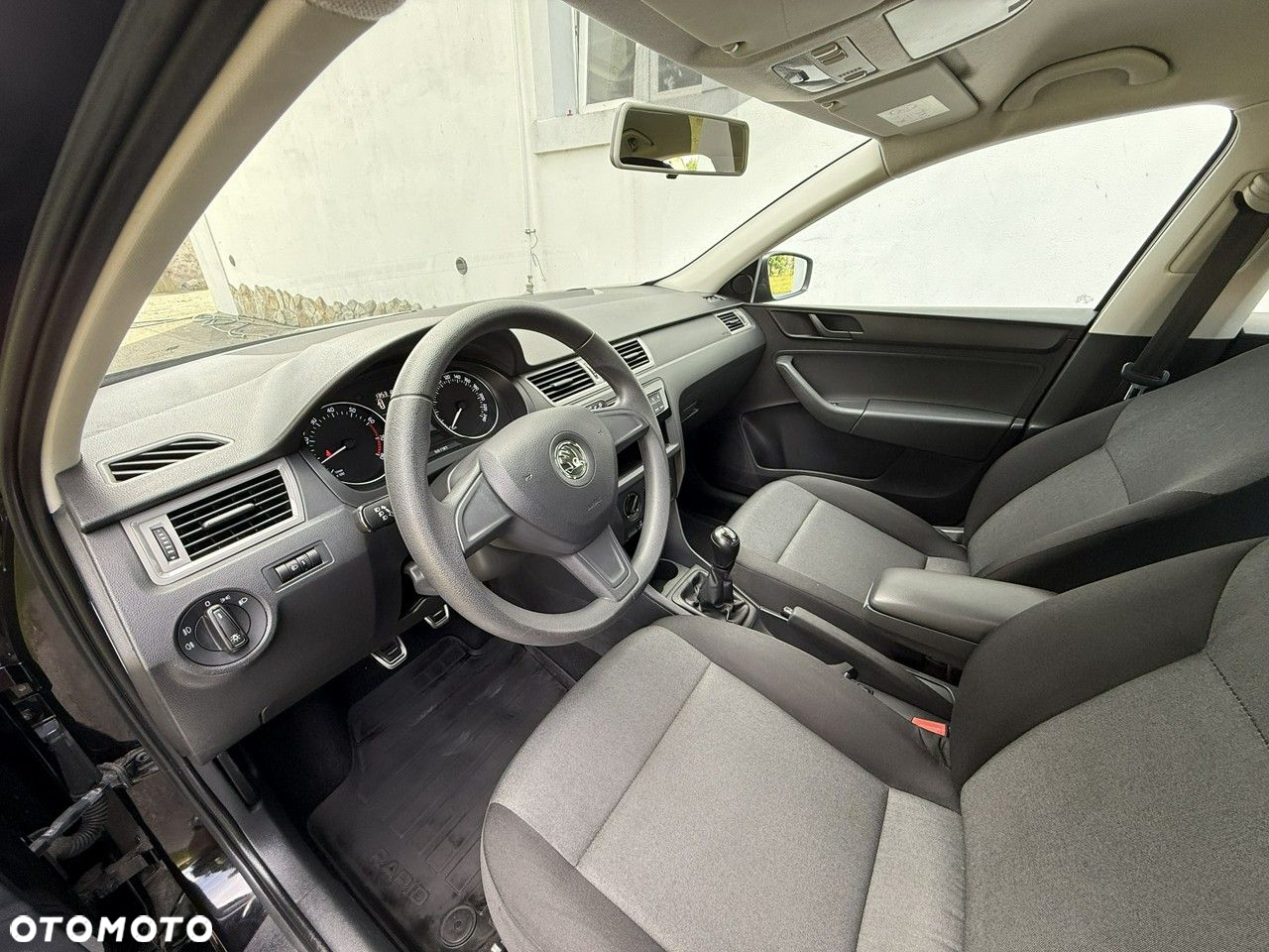 Skoda RAPID - 5