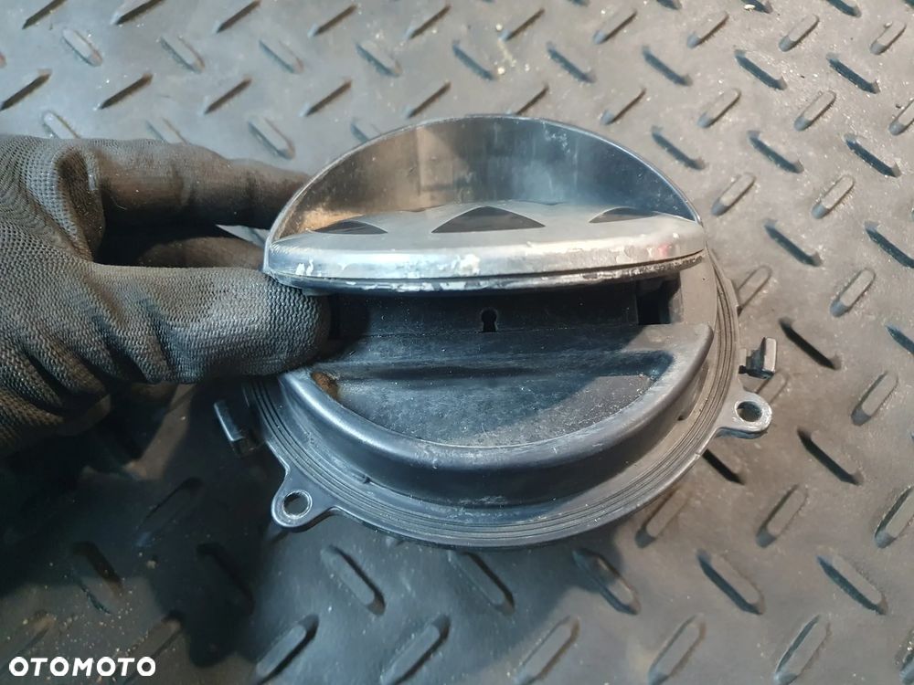 Volkswagen Golf V VW PASSAT B6 KLAMKA KLAPY BAGAŻNIKA TYŁ 1K0827469E - 3