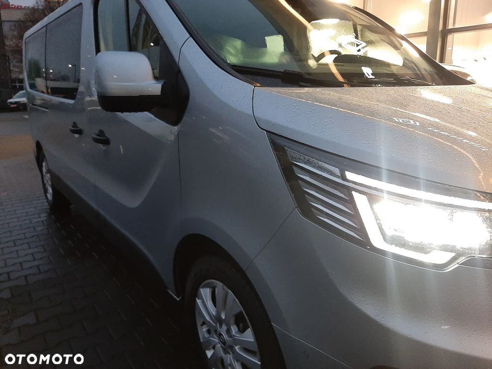 Renault Trafic 2.0 dCi EDC - 8