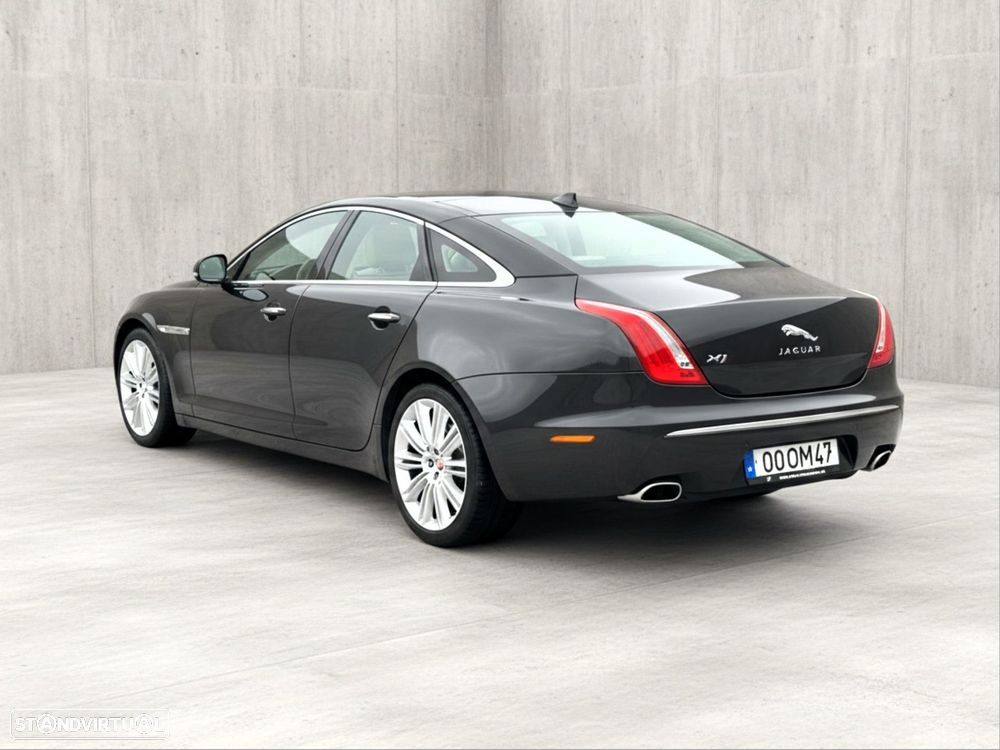 Jaguar XJ 3.0 D V6 Premium Luxury - 7