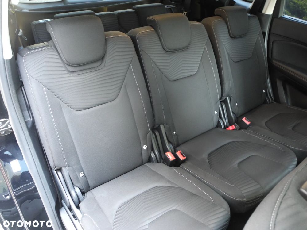 Ford S-Max - 20