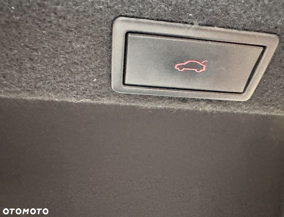 Skoda Superb 2.0 TDI SCR Ambition - 30