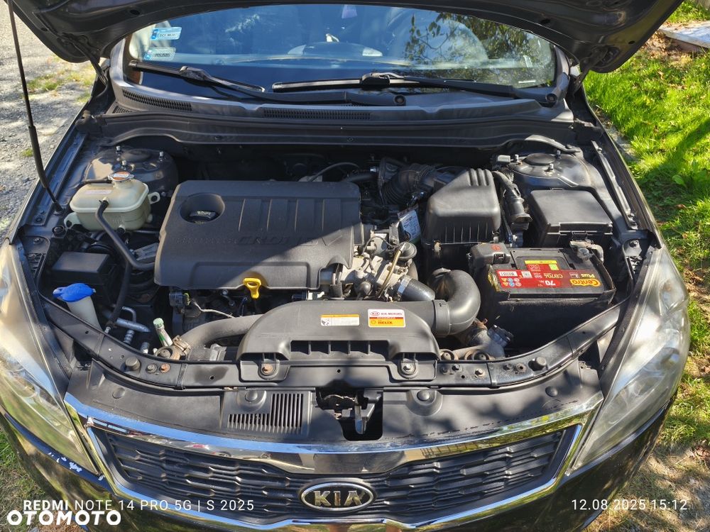 Kia Ceed - 4