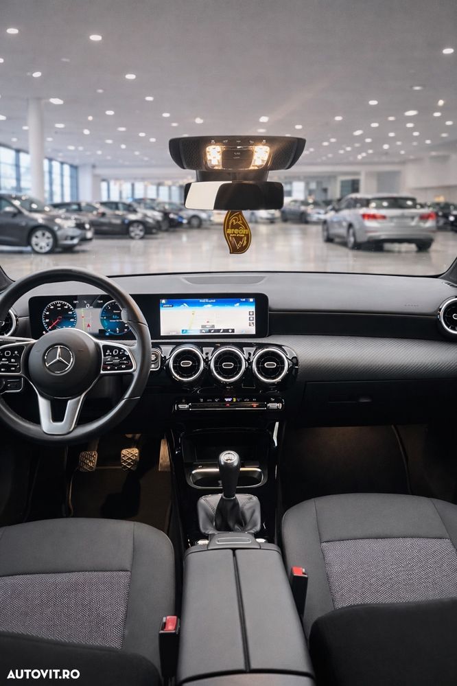 Mercedes-Benz CLA - 10