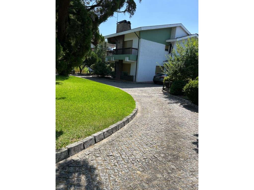 Moradia V4 Independente em Venda - Oportunidade Única! - Grande imagem: 3/22