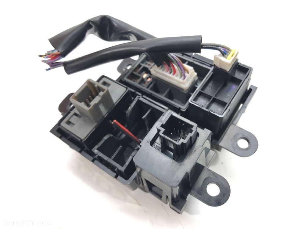 PANEL PRZEŁĄCZNIK  NISSAN JUKE (F15) 2010 - 2022 1.6 DIG-T 140 kW [190 KM] benzyna 2010 - 2022 - 2