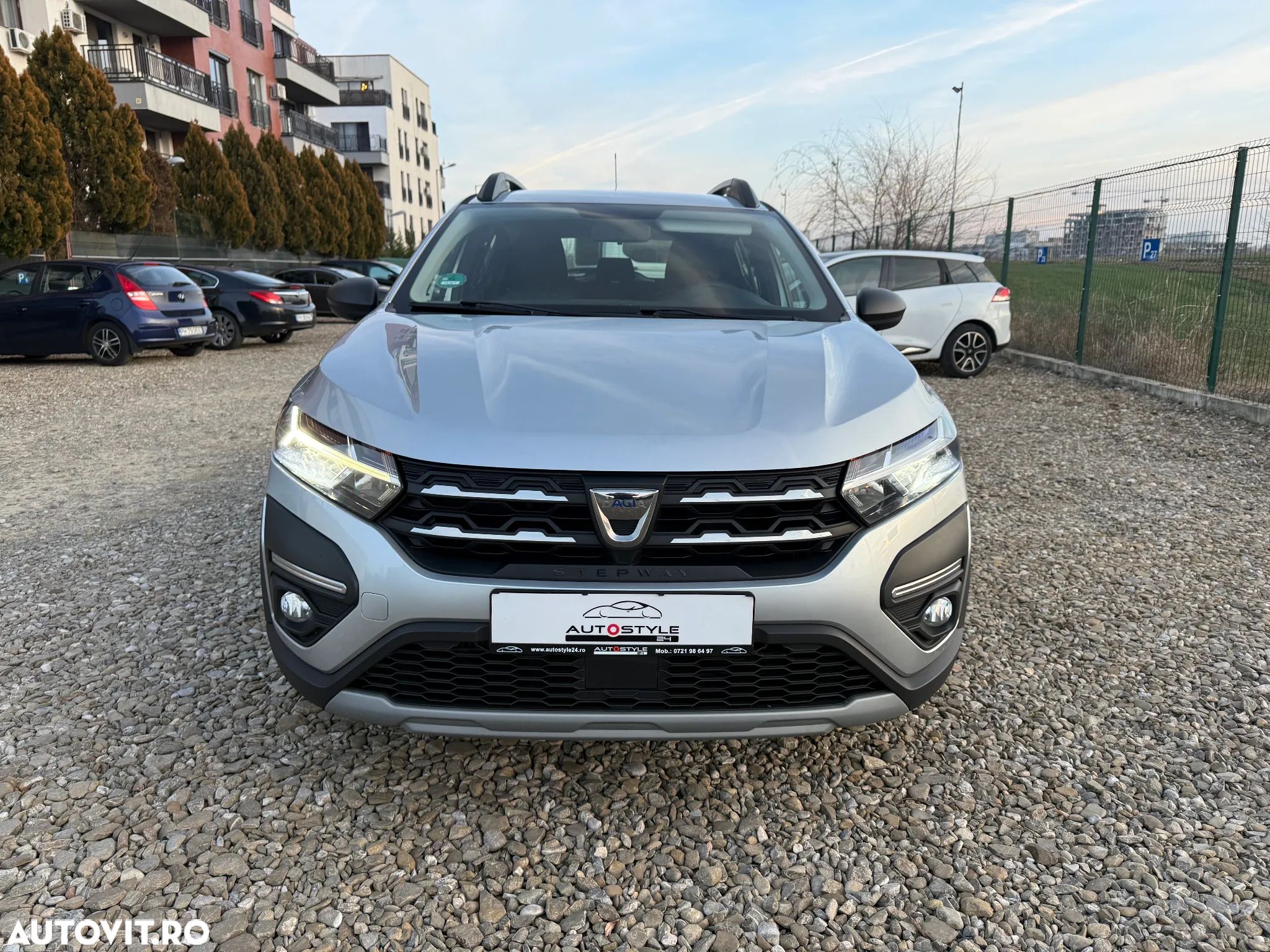 Dacia Sandero Stepway TCe 100 Prestige - 1