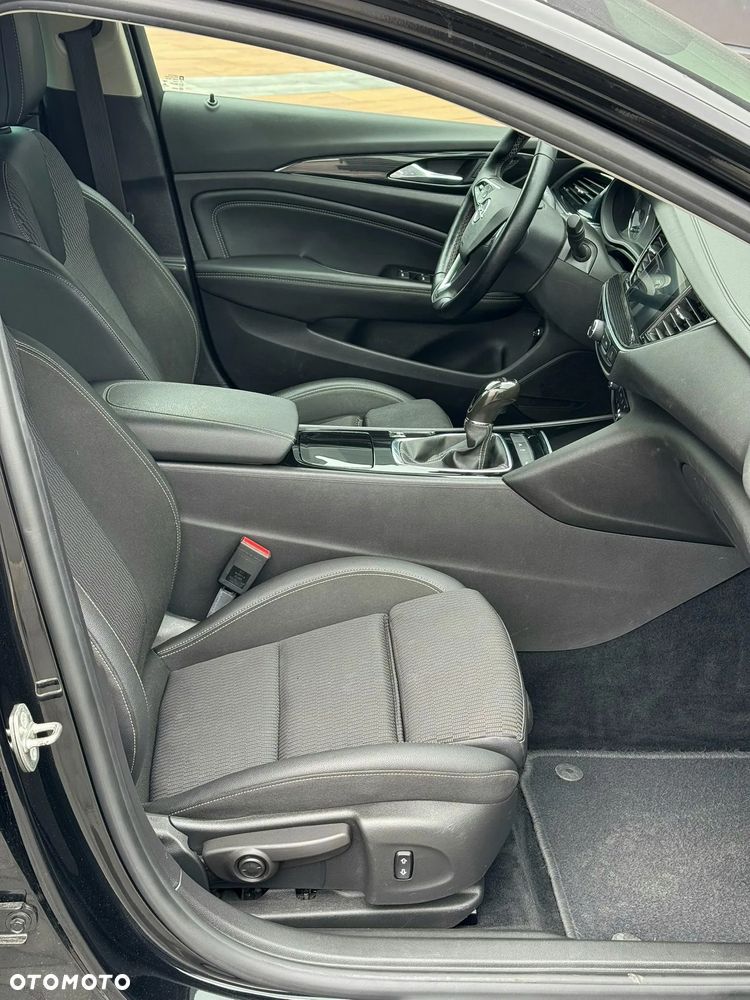 Opel Insignia 2.0 CDTI Cosmo S&S - 29