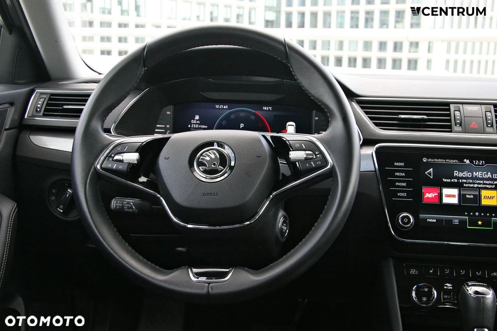 Skoda Superb 2.0 TDI SCR 4x4 Style DSG - 15