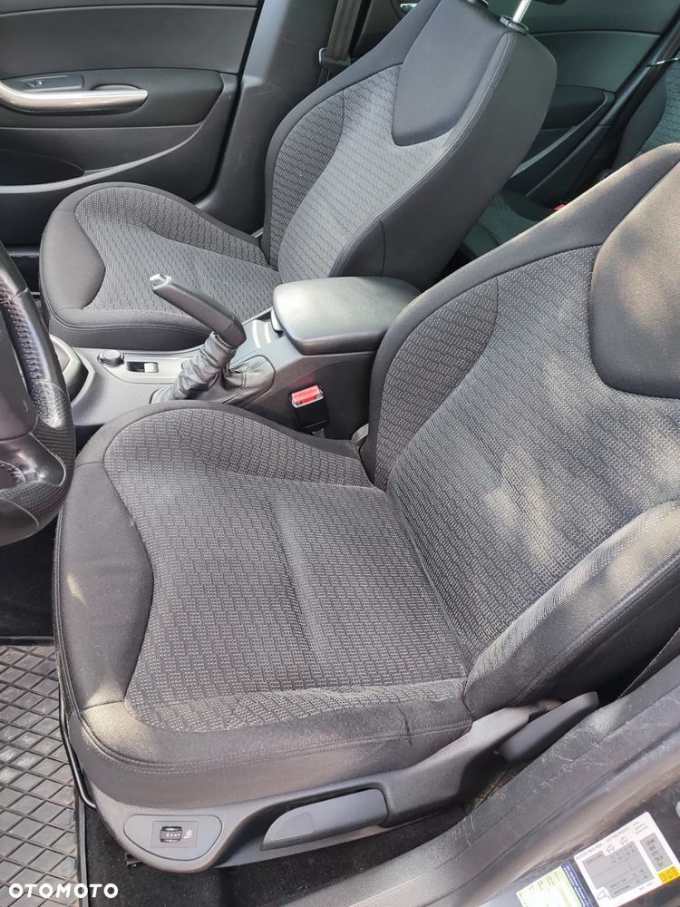 Peugeot 308 HDi FAP 150 Allure - 11