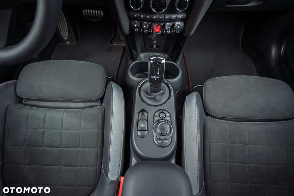 MINI John Cooper Works - 24