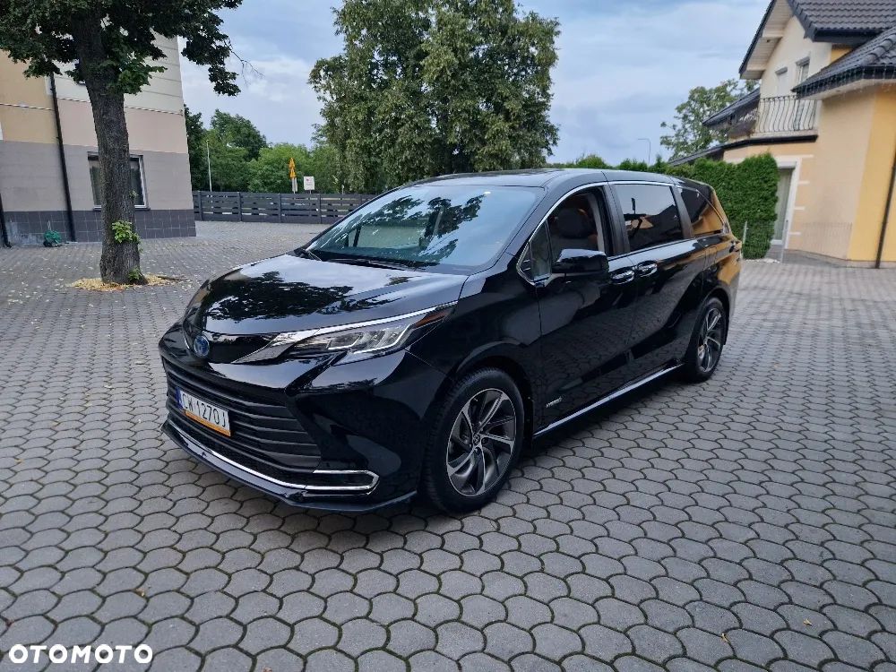 Toyota Sienna - 6