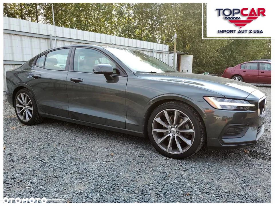 Volvo S60 T5 Momentum Pro - 1