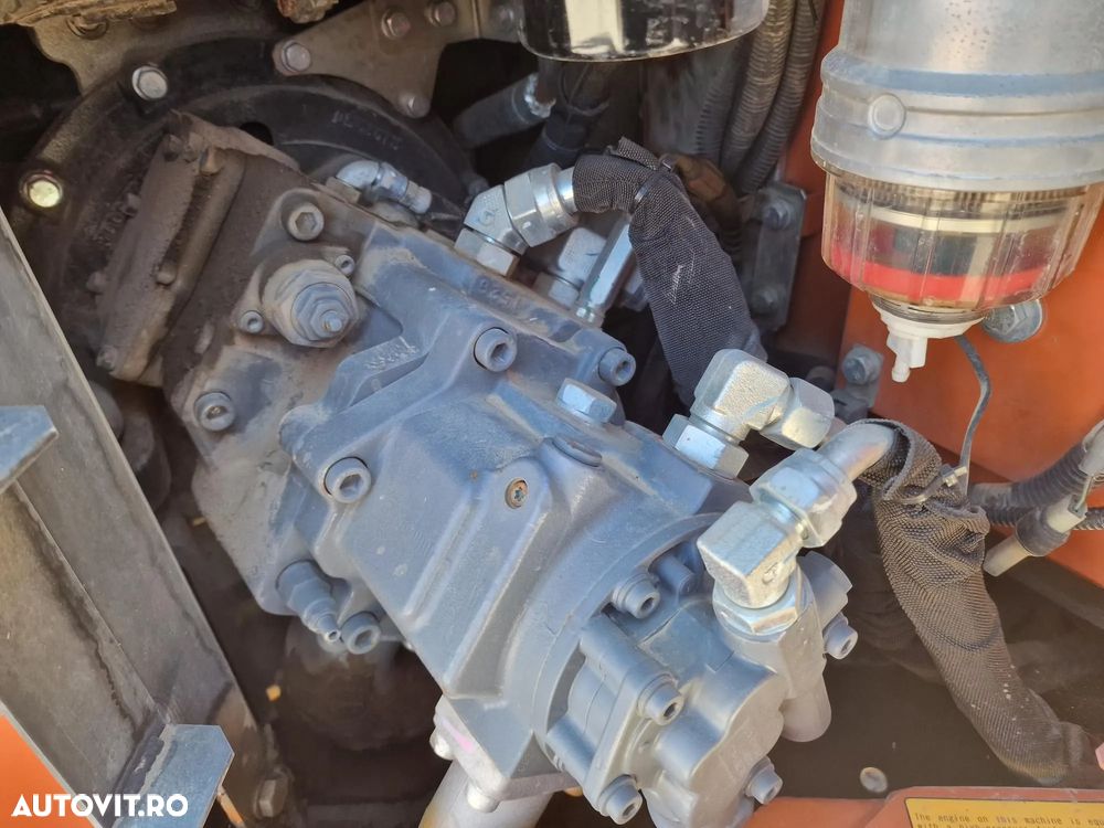Hitachi ZX85, 2021, 2.975h, LAMA, CUPLA RAPIDA+3 CUPE NOI, Ad sapare 5m, latime 2,2m, ridica 3,7t, Camera spate, senile cauciuc 80% ok, inst picon pe bratele de excavare, Aer cond, computer in lb romana, posibilitate leasing -PROMOTIE 56.900 EUR+Tva - 22