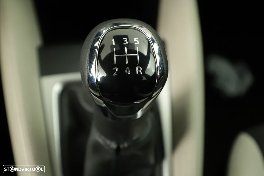 Nissan Micra 1.0 IG-T N-Design Black - 11