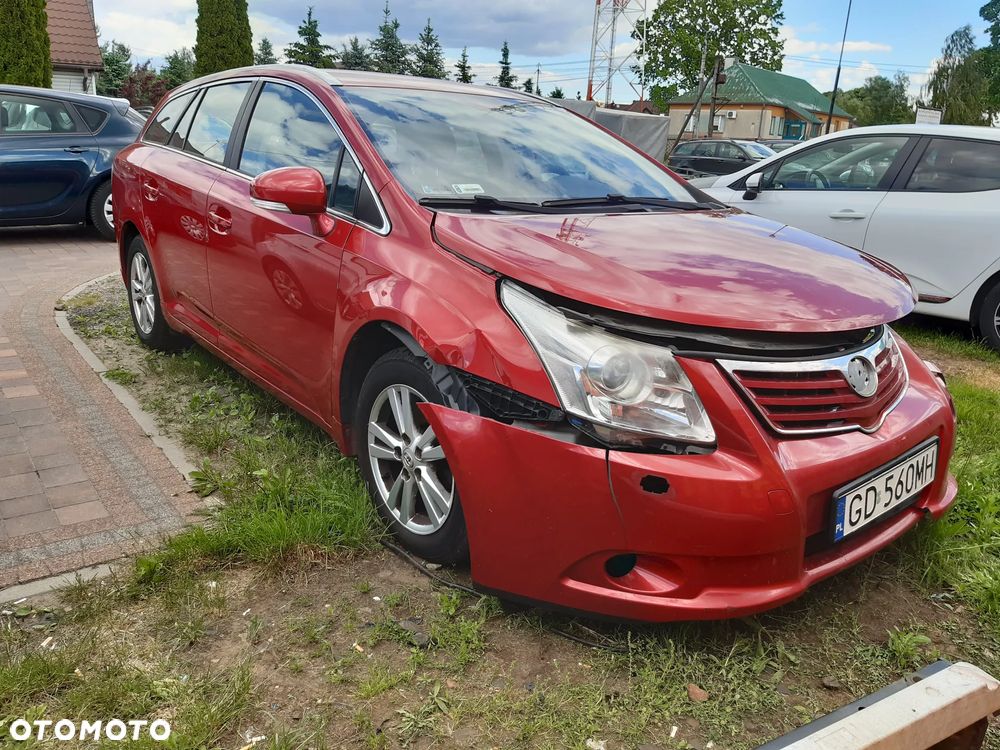 Toyota Avensis 1.8 Sol - 1