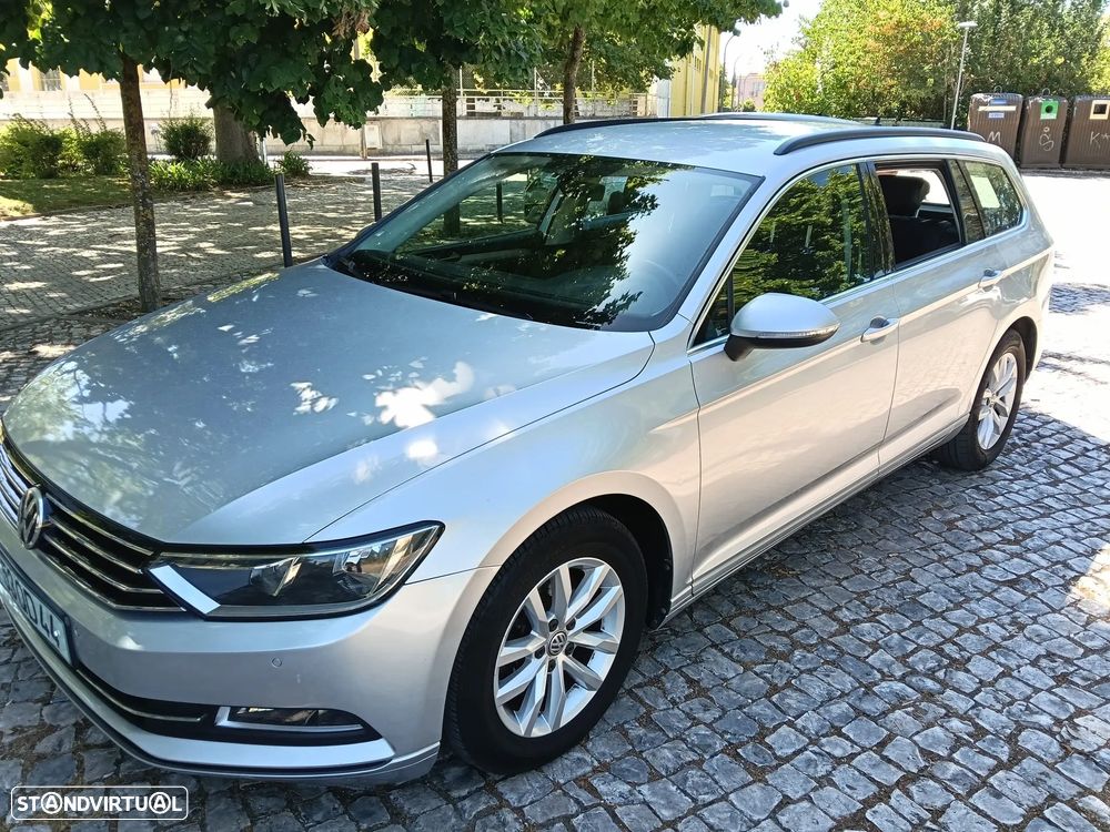 VW Passat Variant 2.0 TDI (BlueMotion ) Trendline - 1