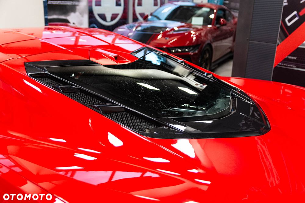 Chevrolet Corvette - 8