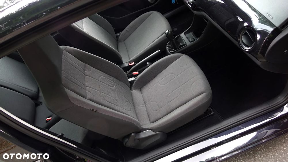 Volkswagen up! move - 11