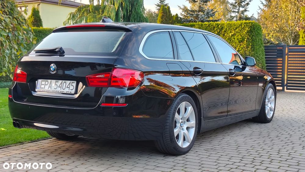 BMW Seria 5 520d - 7