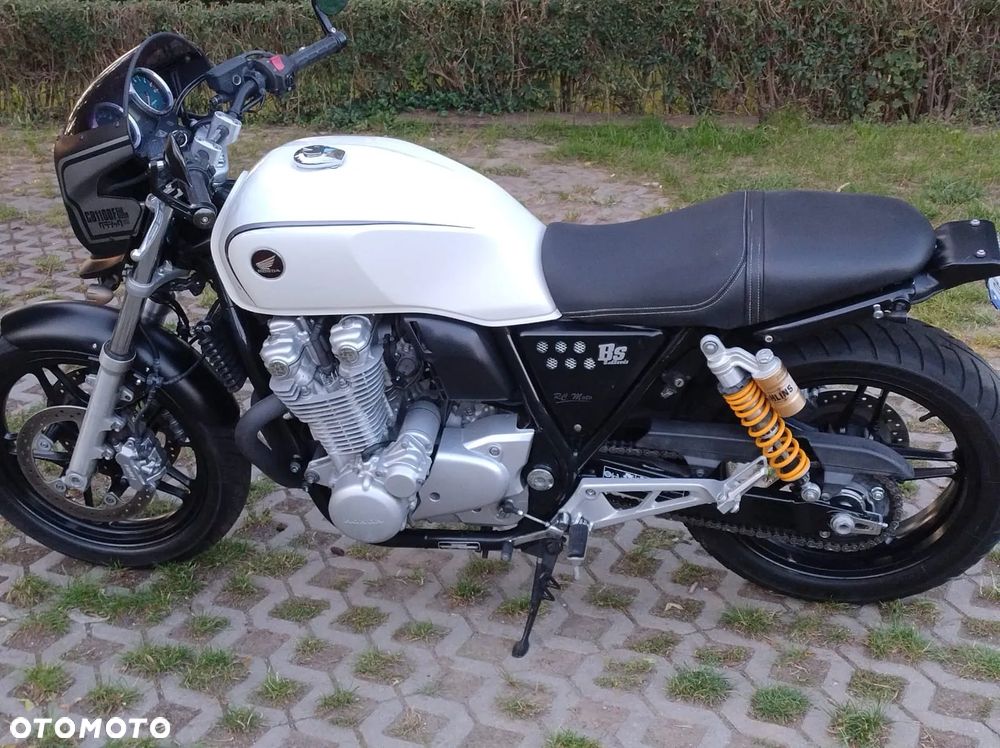 Honda CB - 4