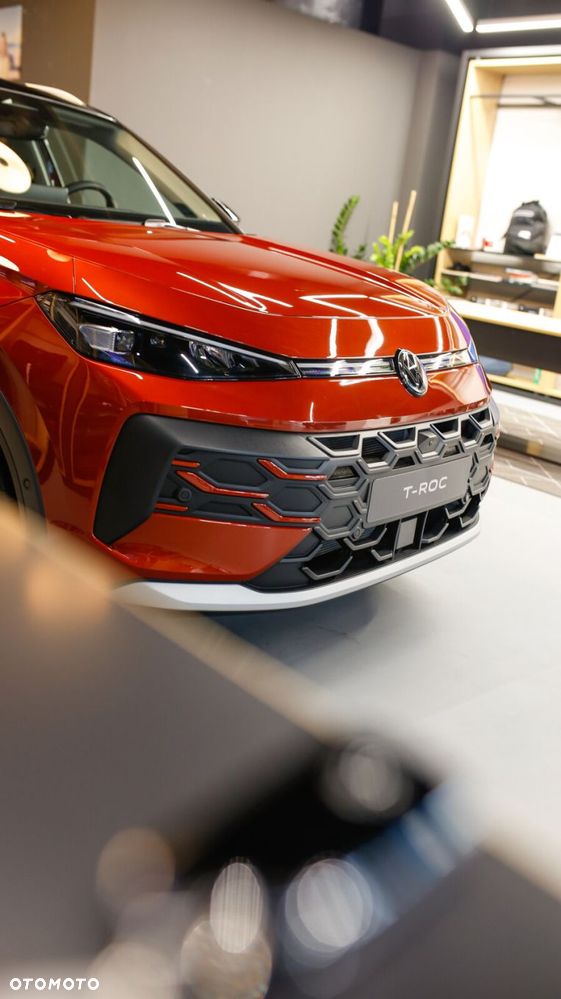 Volkswagen T-Roc - 12