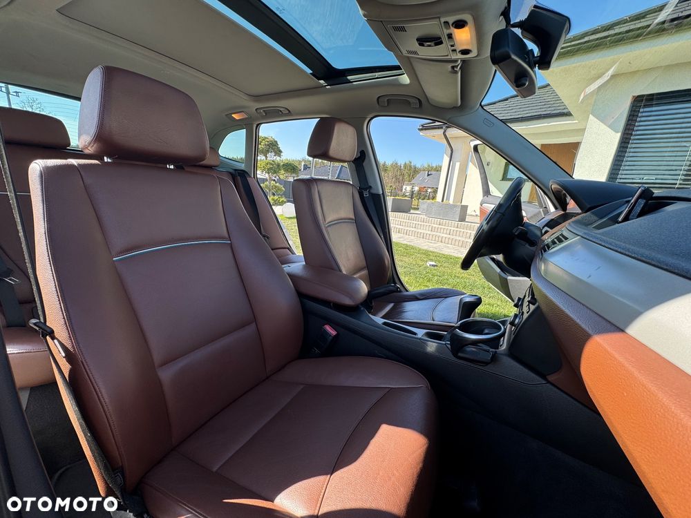 BMW X1 xDrive18d - 12