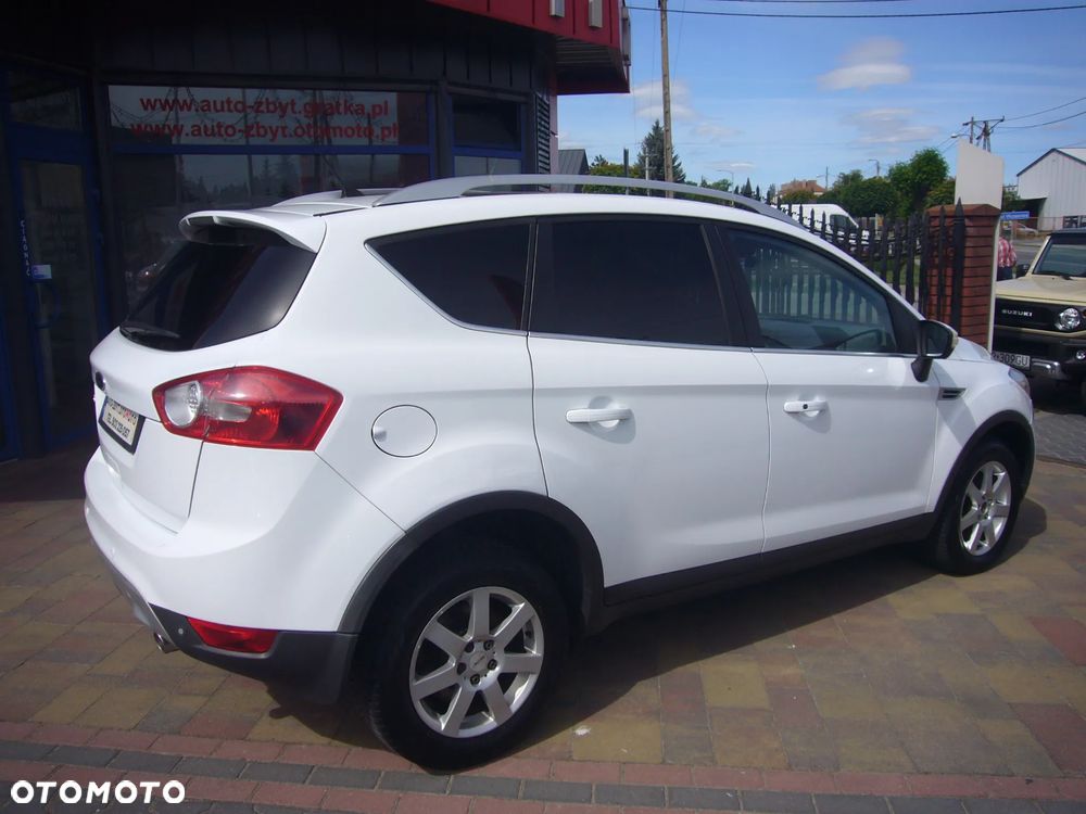 Ford Kuga 2.0 TDCi 2x4 Titanium - 6