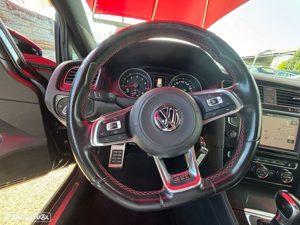 VW Golf 2.0 TSi GTi DSG Performance - 12