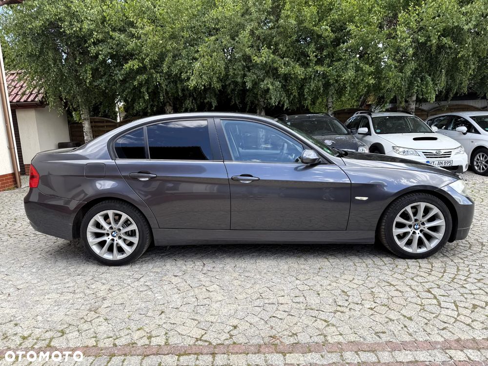 BMW Seria 3 318i Edition Sport - 8