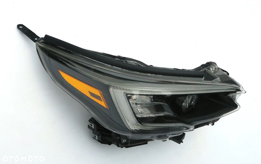 SUBARU OUTBACK USA 2020 - 2022 reflektor PRAWY R LED 14 PIN ORYGINAŁ OE - 11