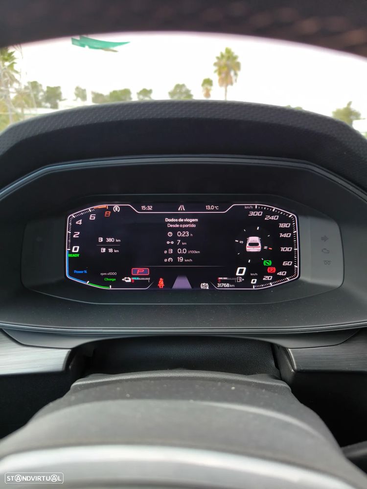 Cupra Leon 1.4 e-Hybrid (180 kW System) VZ - 13