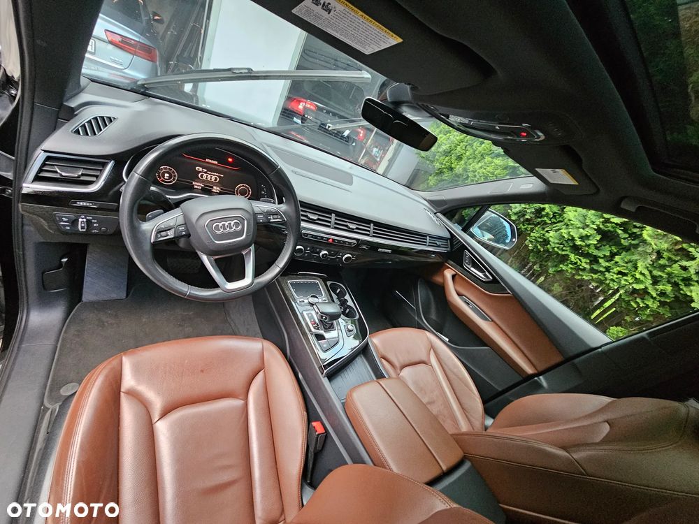 Audi Q7 3.0 TFSI Quattro Tiptronic - 16