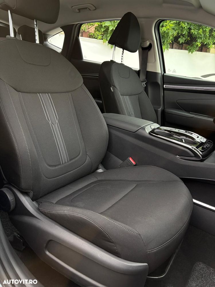 Hyundai Tucson 1.6 T-GDi HEV 2WD Advantage - 19